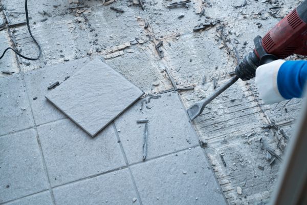 Flooring Removal Service in Huntington Station